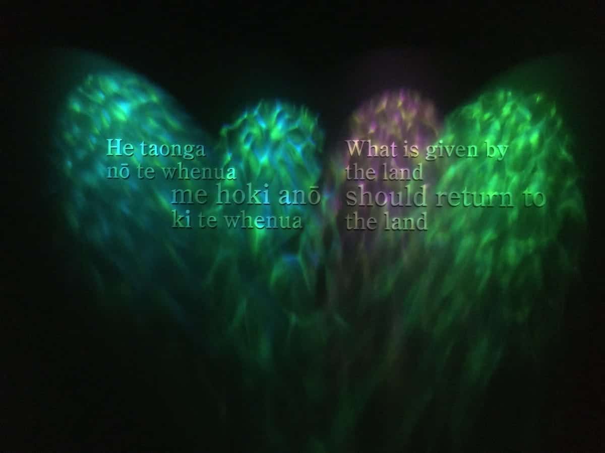 Sugrįžti į žemę