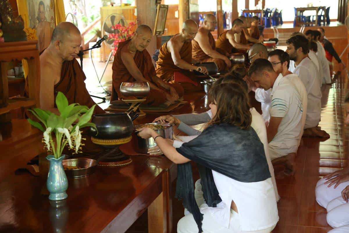Tailando vienuolynas Wat Pa Tam Wua